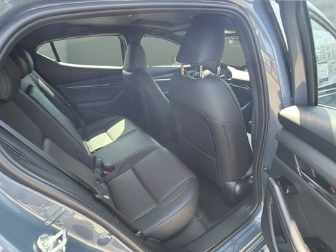 New 2026 MAZDA MAZDA3 2.5 S Hatchback w/ Premium Pkg FWD image 32