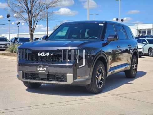 New 2027 Kia Telluride LX image 2