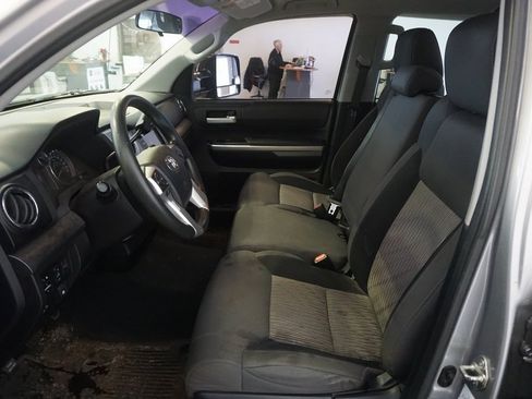 Used 2015 Toyota Tundra SR5 image 16