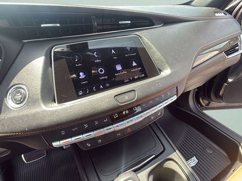 Used 2019 Cadillac XT4 Sport AWD/4WD image 15