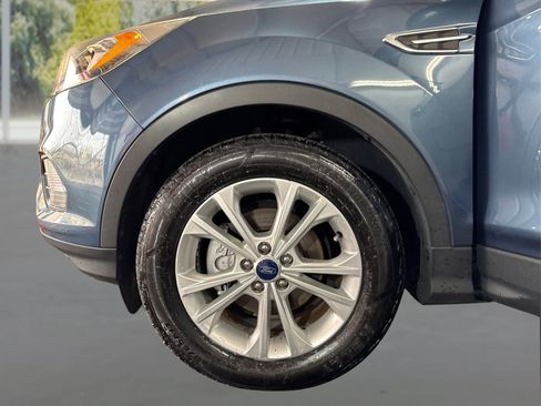 Used 2018 Ford Escape SEL w/ Ford Safe & Smart Package image 19