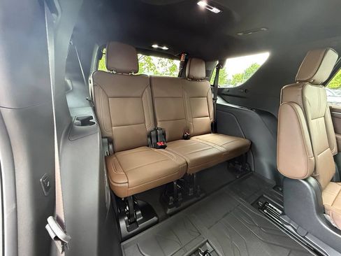 New 2026 Chevrolet Tahoe High Country w/ Sun And Tow Package AWD/4WD image 30