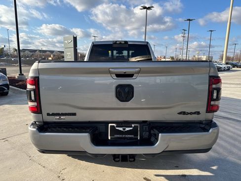 Used 2022 RAM 3500 Laramie AWD/4WD image 5