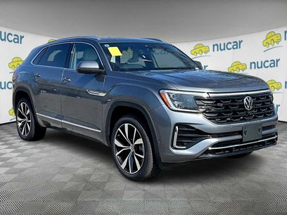 New 2025 Volkswagen Atlas Cross Sport SEL Premium R-Line