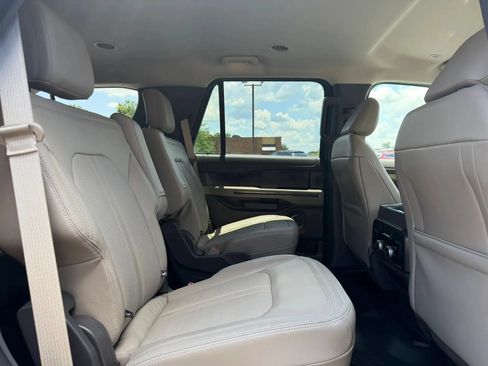 Used 2021 Ford Expedition Limited w/ Cargo Package RWD image 30