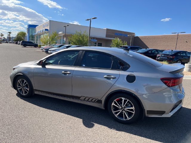 Used 2023 Kia Forte LXS FWD image 4