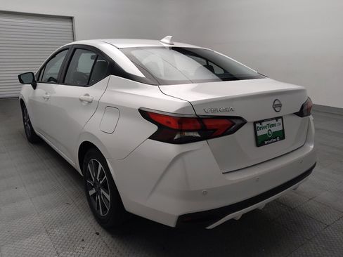 Used 2025 Nissan Versa SV FWD image 5