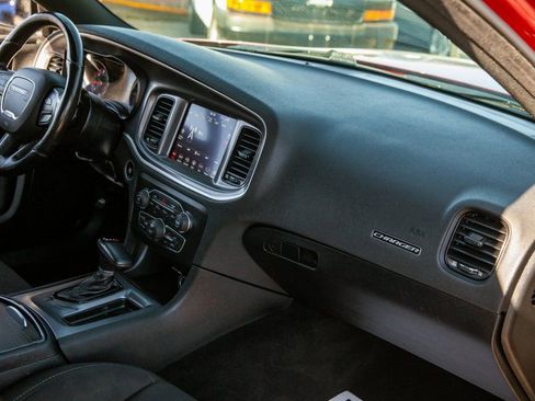 Used 2020 Dodge Charger R/T w/ Blacktop Package image 11