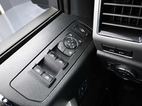 Used 2020 Ford F350 Lariat w/ Lariat Ultimate Package image 24