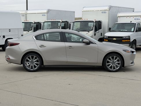 New 2026 MAZDA MAZDA3 2.5 S Sedan w/ Preferred Pkg image 3