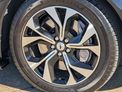 Used 2022 Ford Mustang Mach-E Premium image 9