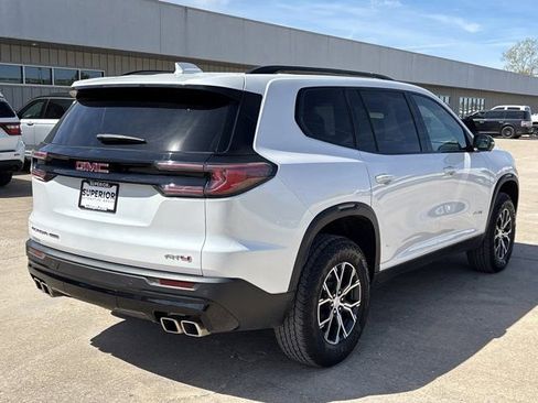 Used 2025 GMC Acadia AT4 AWD/4WD image 3