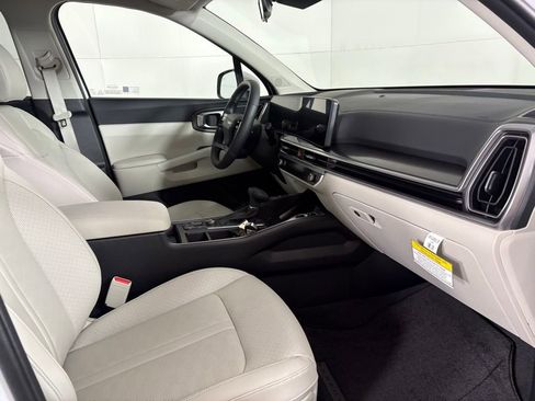 Used 2026 Kia Sorento S image 14
