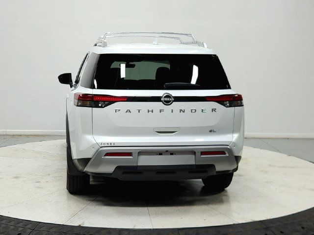 Used 2025 Nissan Pathfinder SL FWD image 7