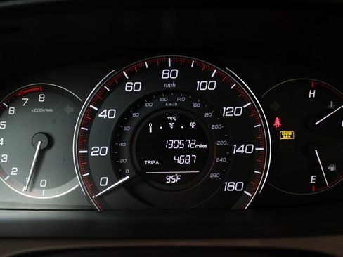 Used 2015 Honda Accord Sport image 18