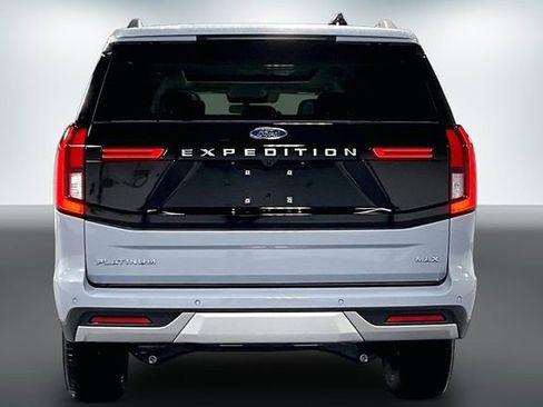 New 2026 Ford Expedition Max Platinum image 6