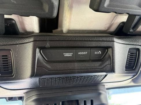 Used 2024 Jeep Wrangler Unlimited Rubicon 4xe AWD/4WD image 24