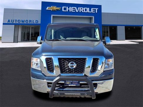 Used 2021 Nissan NV 3500 SV image 2