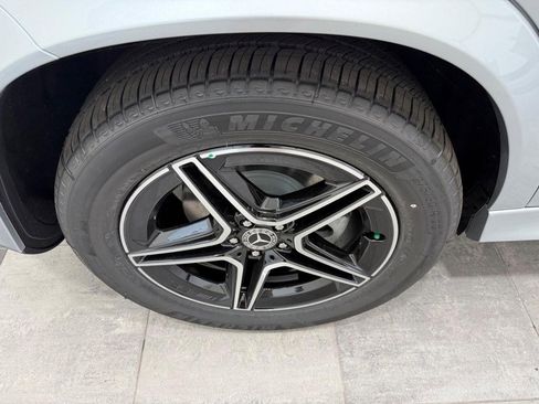 New 2026 Mercedes-Benz GLE 450 4MATIC image 3