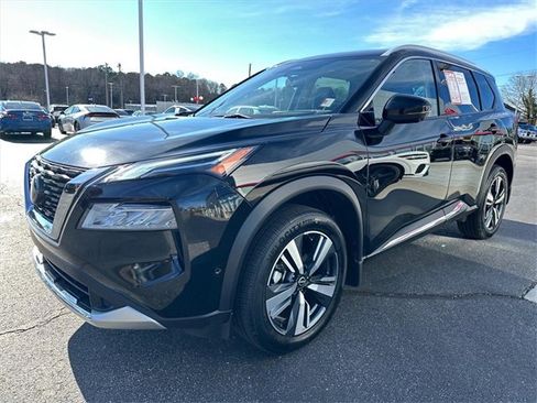 Used 2023 Nissan Rogue Platinum w/ Platinum Premium Package image 7