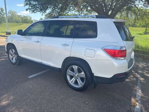 Used 2012 Toyota Highlander Limited image 5