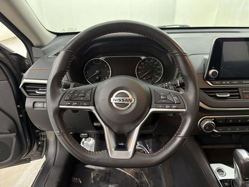 Certified 2022 Nissan Altima 2.0 SR image 29