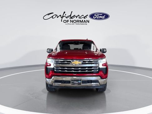 Used 2024 Chevrolet Silverado 1500 LTZ AWD/4WD image 2
