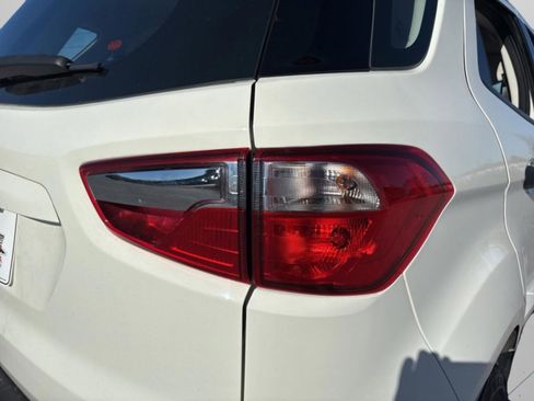 Used 2021 Ford EcoSport S image 28