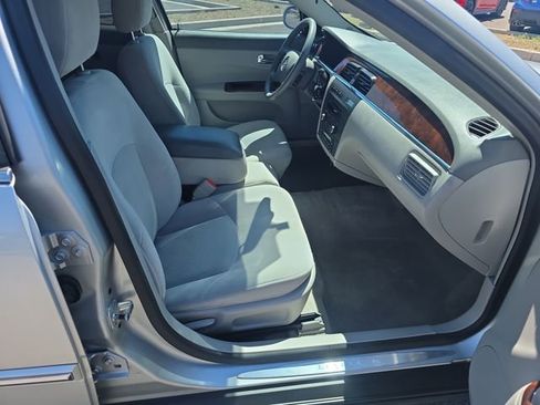 Used 2009 Buick LaCrosse CX image 19