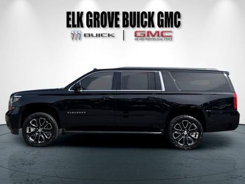Used 2018 Chevrolet Suburban LT RWD image 7