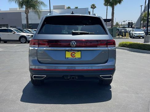 New 2025 Volkswagen Atlas SEL image 9