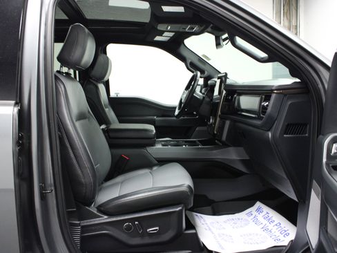 Used 2024 Ford F150 Lightning Lariat AWD/4WD image 16