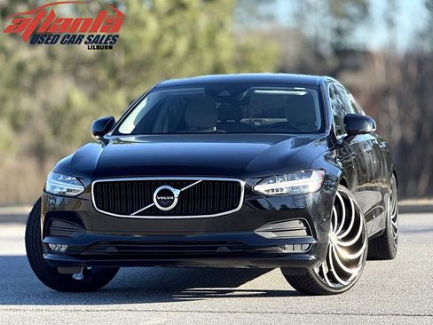 Used 2018 Volvo S90 T5 Momentum w/ Convenience Package image 1