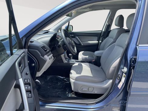 Used 2014 Subaru Forester 2.5i Limited AWD/4WD image 5