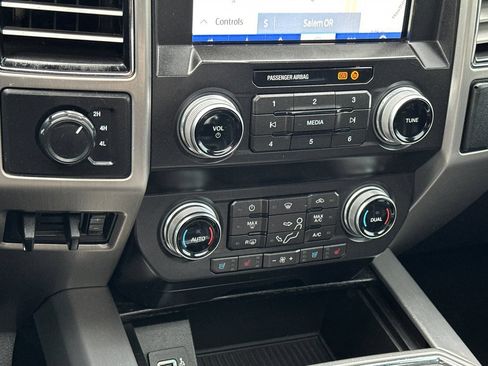 Used 2019 Ford F450 Platinum w/ Platinum Ultimate Package AWD/4WD image 20