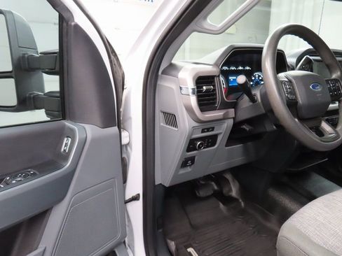 Used 2023 Ford F150 XLT w/ Trailer Tow Package image 55