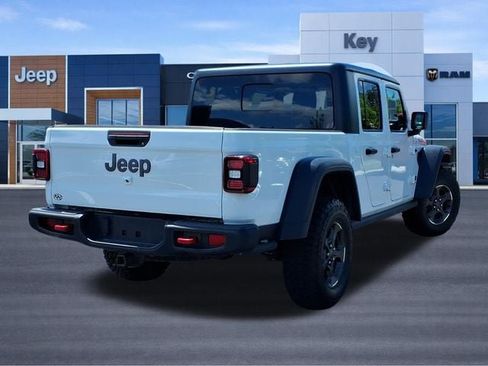 Used 2021 Jeep Gladiator Rubicon AWD/4WD image 5