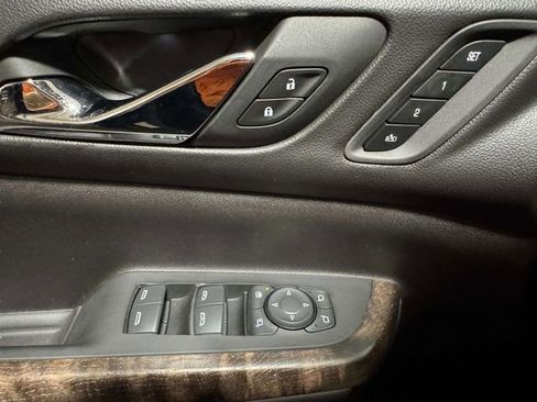 Used 2023 GMC Acadia Denali w/ Denali Technology Package AWD/4WD image 22