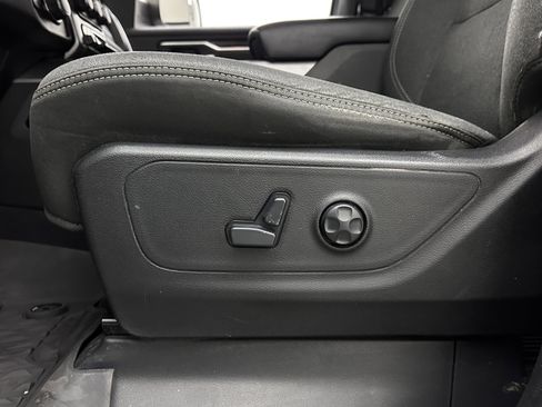 Used 2019 RAM 1500 Big Horn AWD/4WD image 11