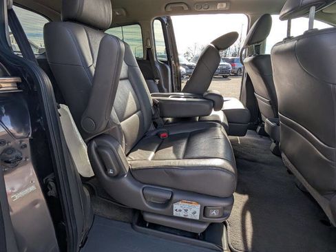 Used 2016 Honda Odyssey Touring Elite image 12