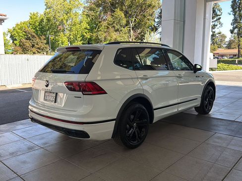 Certified 2024 Volkswagen Tiguan SE R-Line AWD/4WD image 5