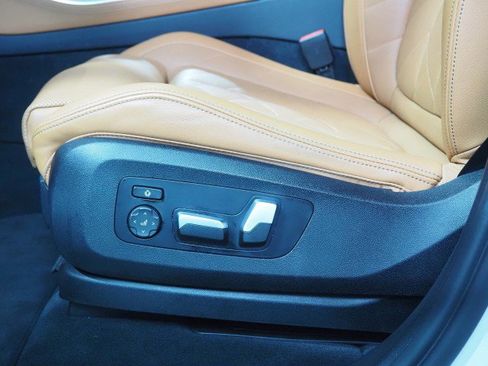 Used 2023 BMW X5 sDrive40i w/ Premium Package image 66