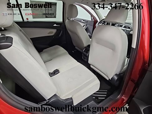 Used 2018 Volkswagen Tiguan S w/ 3rd Row Seat Package image 30
