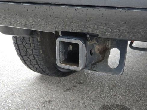 Used 2018 Nissan Titan PRO-4X w/ Pro-4x Convenience Package image 21