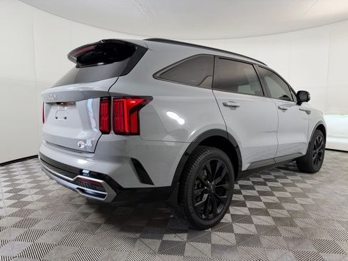 Used 2023 Kia Sorento SX AWD/4WD image 9