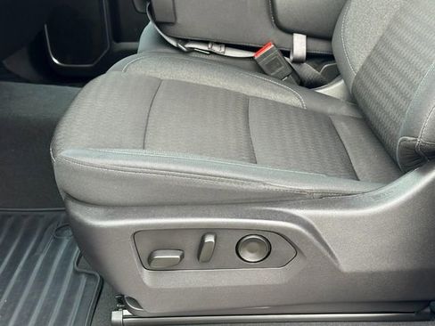 Used 2025 Chevrolet Silverado 1500 LT image 20