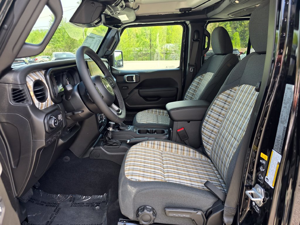 New 2026 Jeep Gladiator Sport AWD/4WD image 4