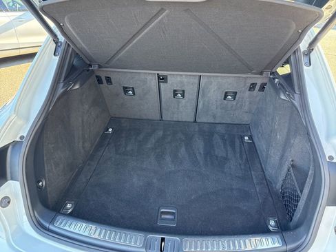 Used 2021 Porsche Macan S image 10