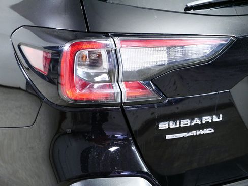 Used 2024 Subaru Outback Premium w/ Popular Package #1A AWD/4WD image 17