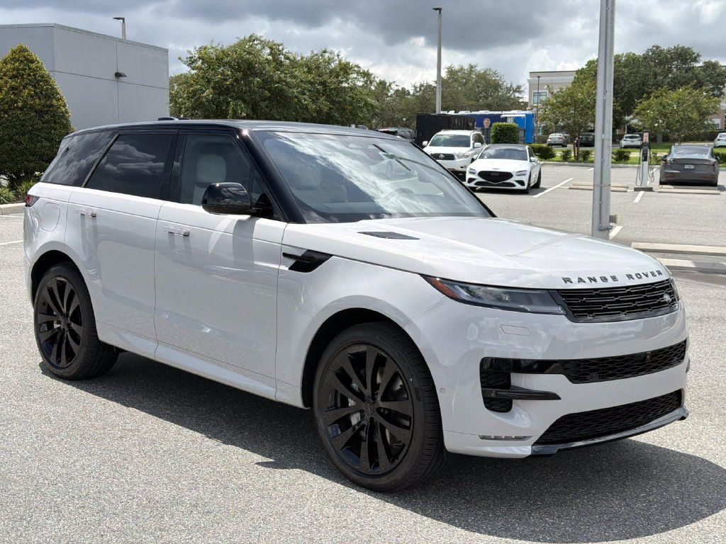 New 2026 Land Rover Range Rover Sport Dynamic SE AWD/4WD image 7